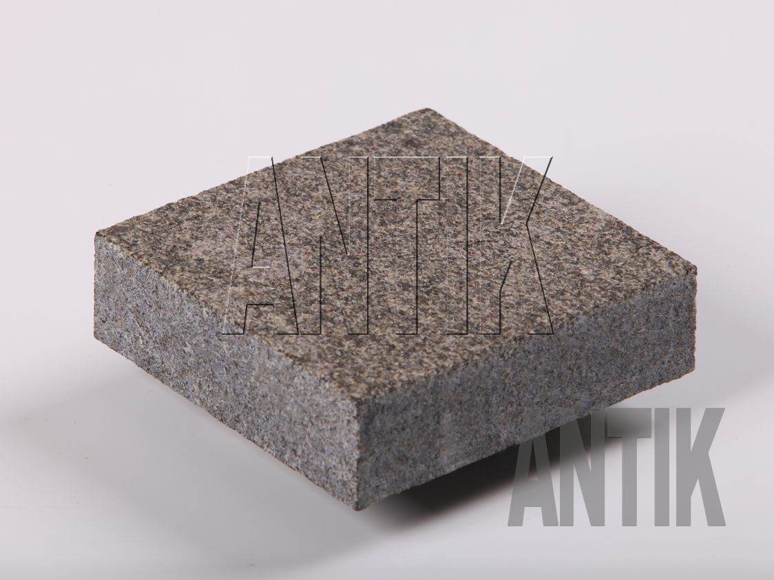 Kostka cięta gabro 100x100x30 (1)