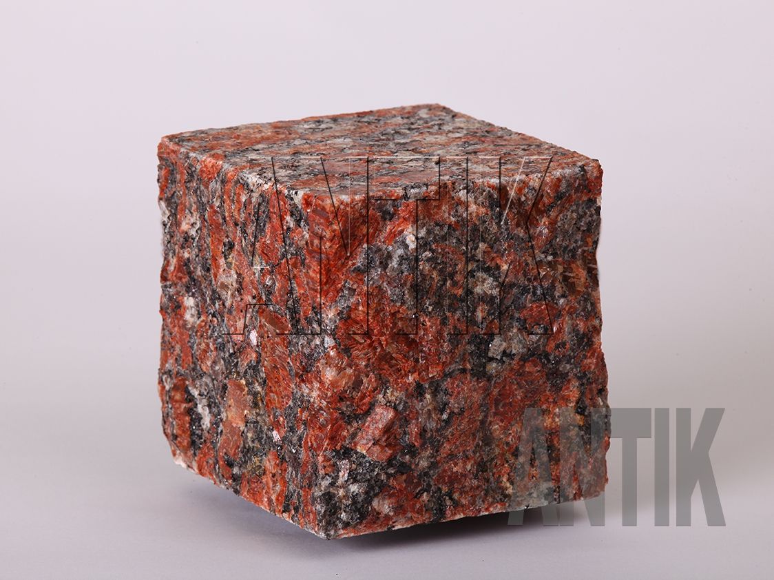 Kostka cięto-łupana Kapustinsky 100x100x100 (1)