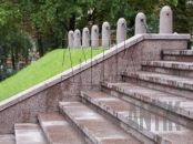 Słupki granitowe (1)