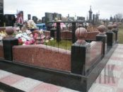 Słupki granitowe (16)