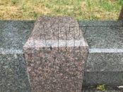 Słupki granitowe (9)